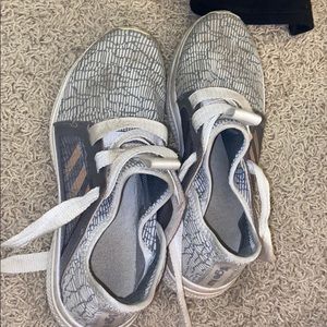 women’s five and a half adidas tennis shoes!
